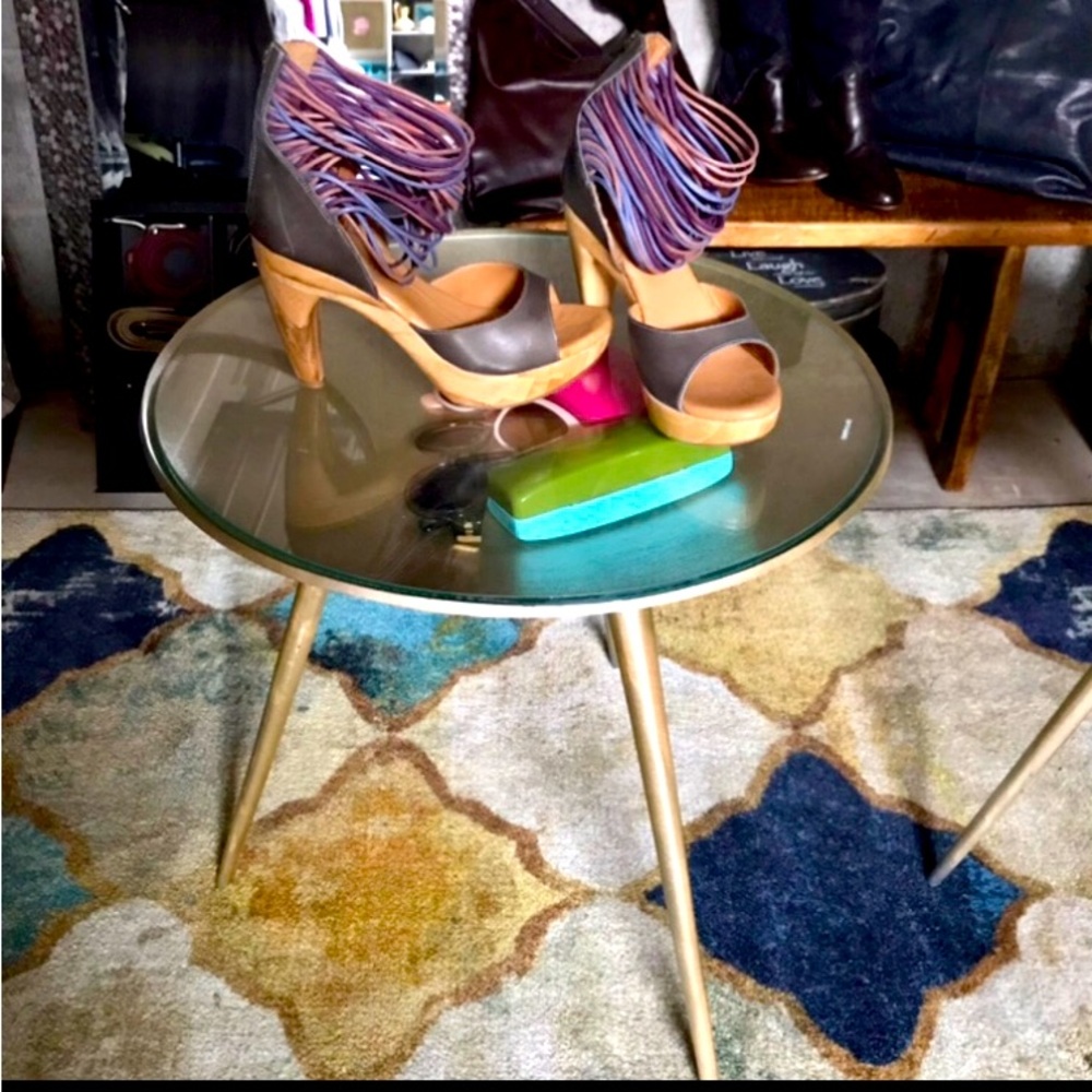 Unique dome side tables with glass top - set of 2